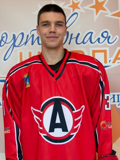 Юшенков  Андрей  Анатольевич
