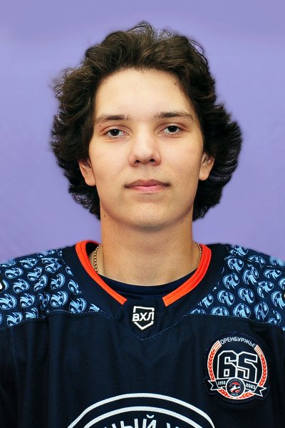 Изельбаев  Артем  Сергеевич