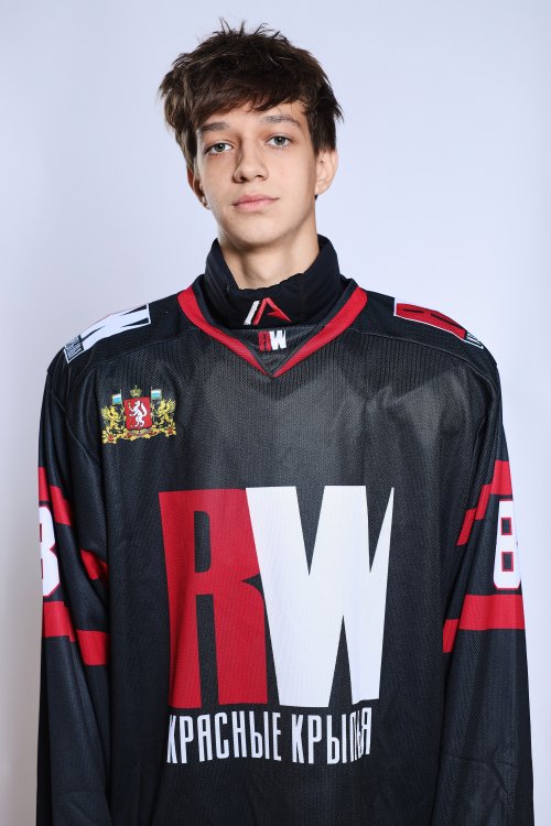 Ларионов  Максим  Дмитриевич
