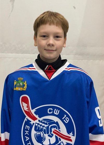 Хмелев  Роман  Сергеевич