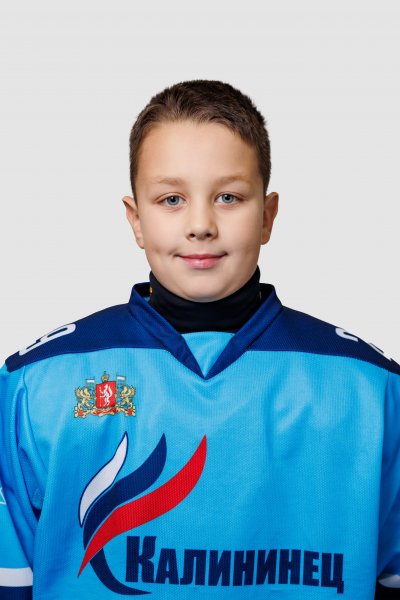Дернов  Артем  Иванович